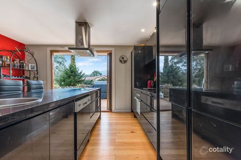 Property photo of 3 Russett Grove Macedon VIC 3440