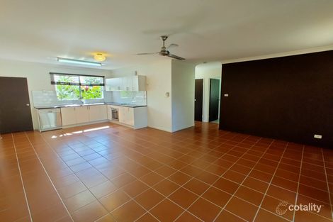 Property photo of 2/16-18 Springfield Crescent Manoora QLD 4870