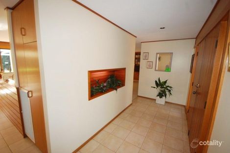 Property photo of 6 Maegraith Place Lake Wyangan NSW 2680