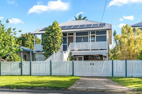 23 Pearl St, Scarborough, QLD 4020