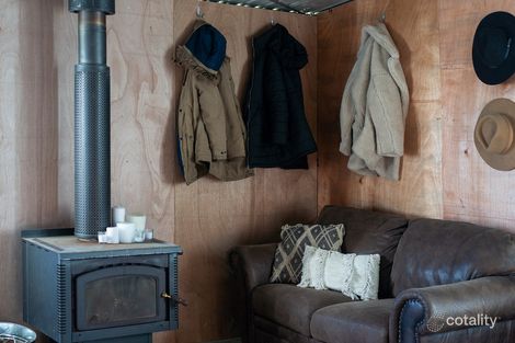 Property photo of 25/25 Salt Spring Road Glen Cairn QLD 4342