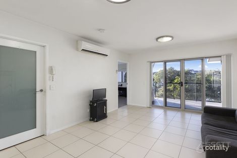 Property photo of 27/11 Riding Road Hawthorne QLD 4171