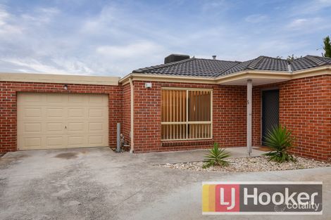 Property photo of 5A Hoddle Court Cranbourne VIC 3977