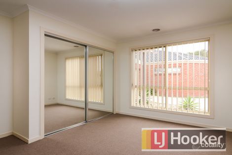 Property photo of 5A Hoddle Court Cranbourne VIC 3977