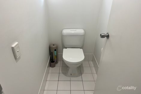 18 Silky Oak Ct, Oxenford, QLD 4210