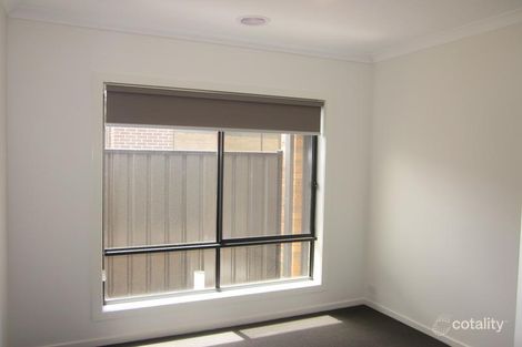 Property photo of 13 Bilby Street Craigieburn VIC 3064