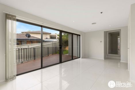 Property photo of 16 Balcombe Street Jerrabomberra NSW 2619
