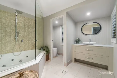 Property photo of 20 Wisbech Place Thornlands QLD 4164