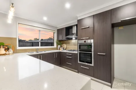 Property photo of 63 Ridgevale Drive Helensvale QLD 4212