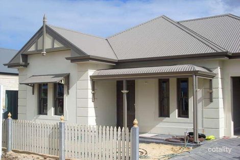 20 Templeton St, Mawson Lakes, SA 5095