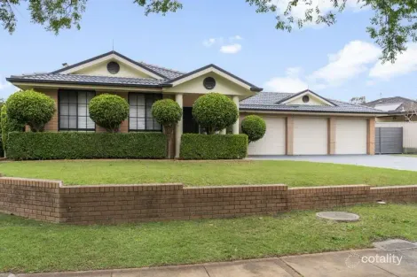 7 Mountain View Dr, Woongarrah, NSW 2259