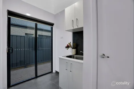 Property photo of 30 Margot Circuit Kalkallo VIC 3064
