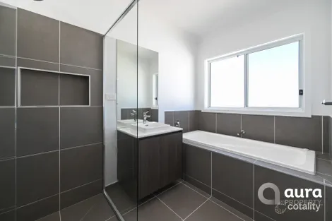 Property photo of 6 Tasman Street Banya QLD 4551