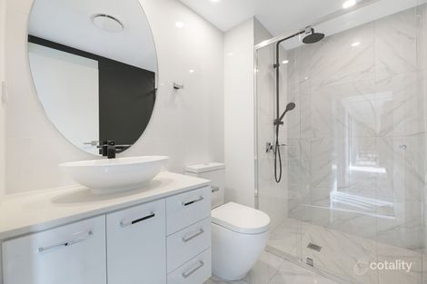 Property photo of 4212/5 Harbour Side Court Biggera Waters QLD 4216