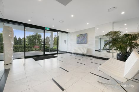 Property photo of 4212/5 Harbour Side Court Biggera Waters QLD 4216