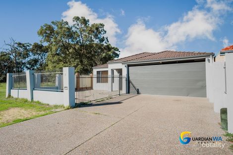 Property photo of 32 Balaka Way Queens Park WA 6107