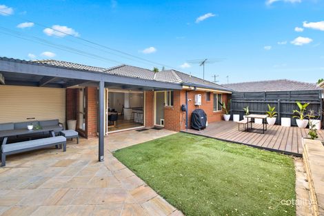 Property photo of 1/26 Wattle Avenue Werribee VIC 3030