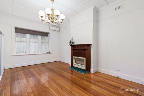 Property photo of 211 Jasper Road Bentleigh VIC 3204