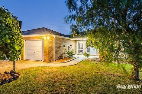 Property photo of 12 Incana Court Cranbourne West VIC 3977