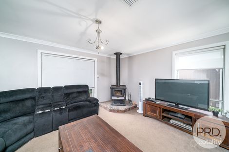 Property photo of 13 Nardoo Street Glenfield Park NSW 2650