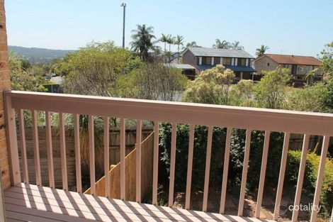 Property photo of 2/164 Alexander Drive Highland Park QLD 4211