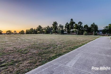 Property photo of 12 Incana Court Cranbourne West VIC 3977