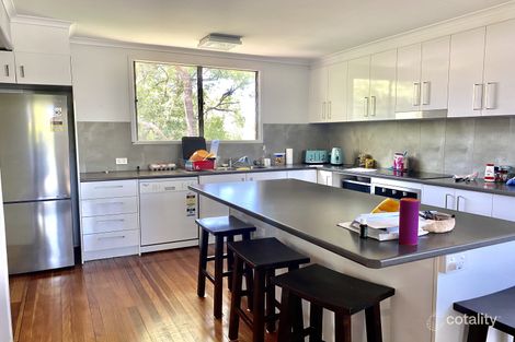 Property photo of 16 Russell Terrace Indooroopilly QLD 4068