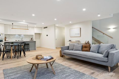 Property photo of 2/5 Claire Street McKinnon VIC 3204