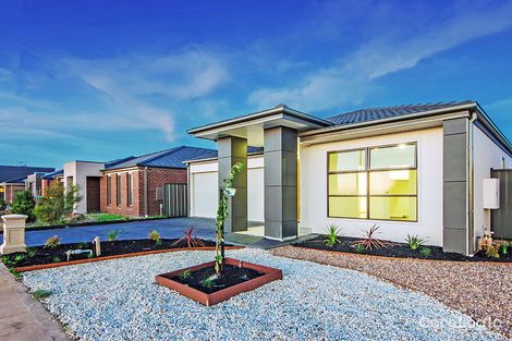 Property photo of 16 Walton Loop Point Cook VIC 3030