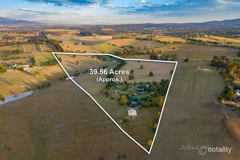 Property photo of 395 Edward Road Chirnside Park VIC 3116