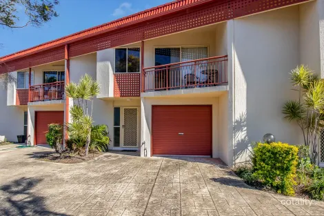 Property photo of 3/457 Esplanade Torquay QLD 4655