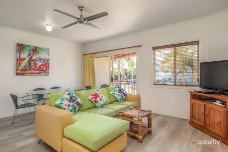 Property photo of 3/457 Esplanade Torquay QLD 4655