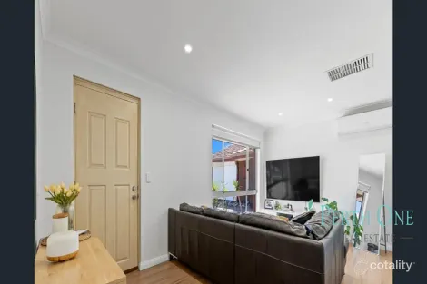 Property photo of 17B Fingall Way Willetton WA 6155