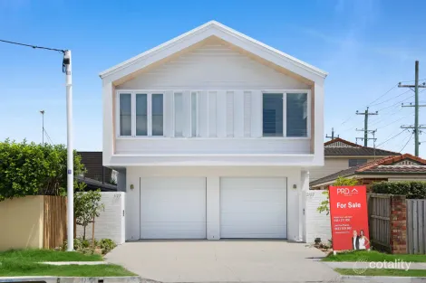 2/27 Miami Shore Pde, Miami, QLD 4220