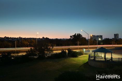 Property photo of 10 Roebuck Drive Salter Point WA 6152