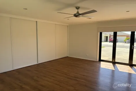 Property photo of 13 Toal Drive Warrnambool VIC 3280