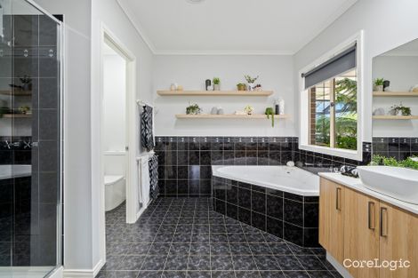 Property photo of 12 Counithan Place Lysterfield VIC 3156