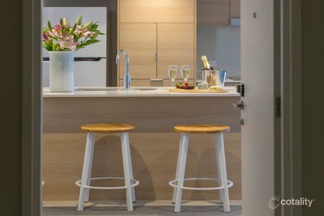 Property photo of 807/2663 Gold Coast Highway Broadbeach QLD 4218