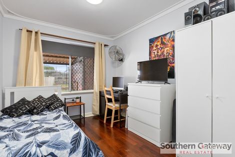 Property photo of 33 Sicklemore Road Parmelia WA 6167