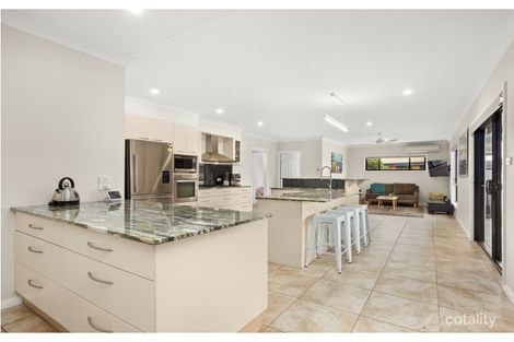 Property photo of 12 Ivy Crescent Old Bar NSW 2430