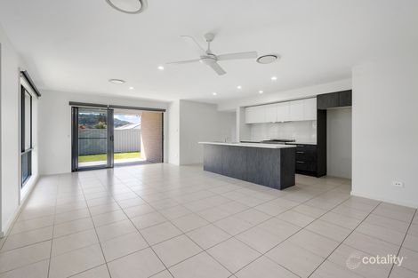 Property photo of 1 Sunshine Circuit Emerald Beach NSW 2456