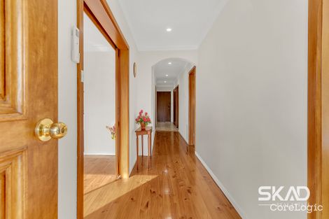 Property photo of 4 Uplands Place Thomastown VIC 3074