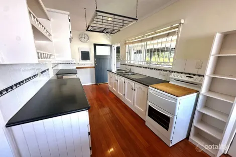 Property photo of 9 Cleveland-Redland Bay Road Thornlands QLD 4164