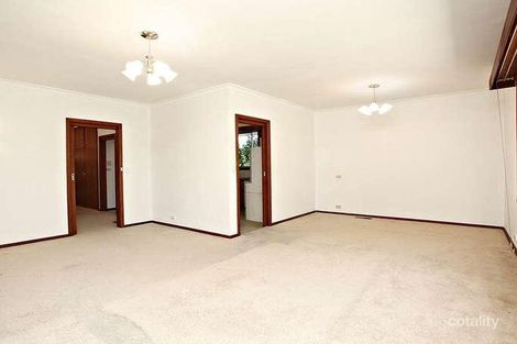 Property photo of 17 Highland Boulevard Ringwood VIC 3134