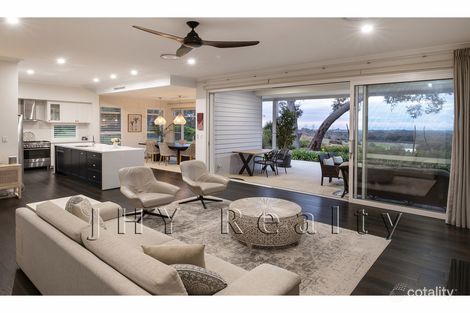 Property photo of 3 Vintners Drive Quindalup WA 6281