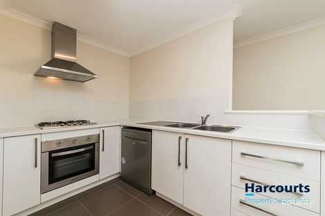 22 Sydney St, Queens Park, WA 6107