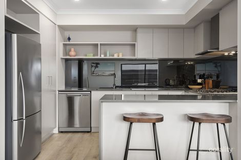 Property photo of 14 Netherley Walk Armstrong Creek VIC 3217