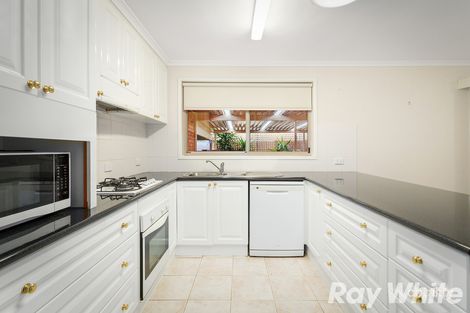 Property photo of 5 Damien Court Pakenham VIC 3810