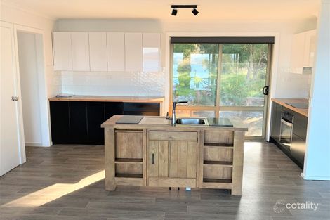 10 Susans Bay Rd, Primrose Sands, TAS 7173