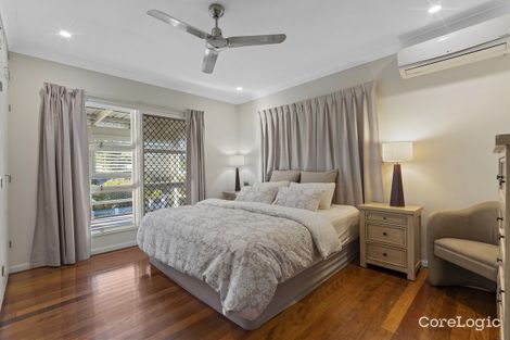 Property photo of 1 Ashley Road Chermside West QLD 4032